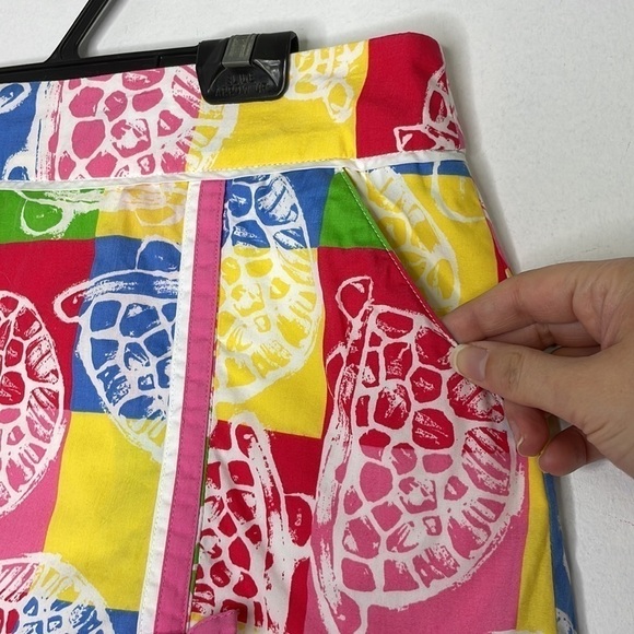 LILLY Pulitzer colorful checkers turtleneck print mini skort - Picture 3 of 7